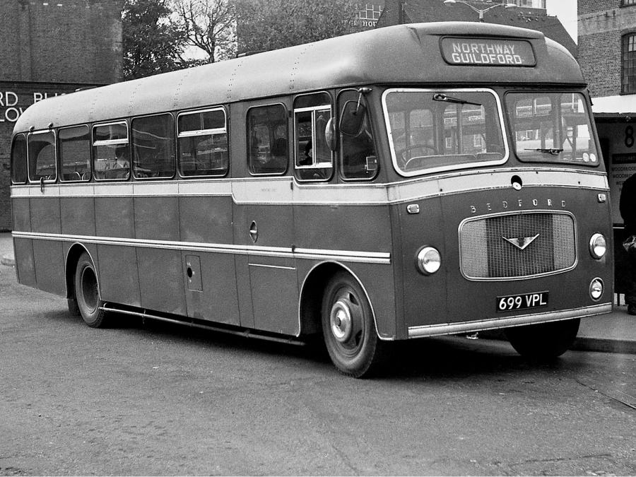 Bedford SB8 Willowbrook (B41F) '1960